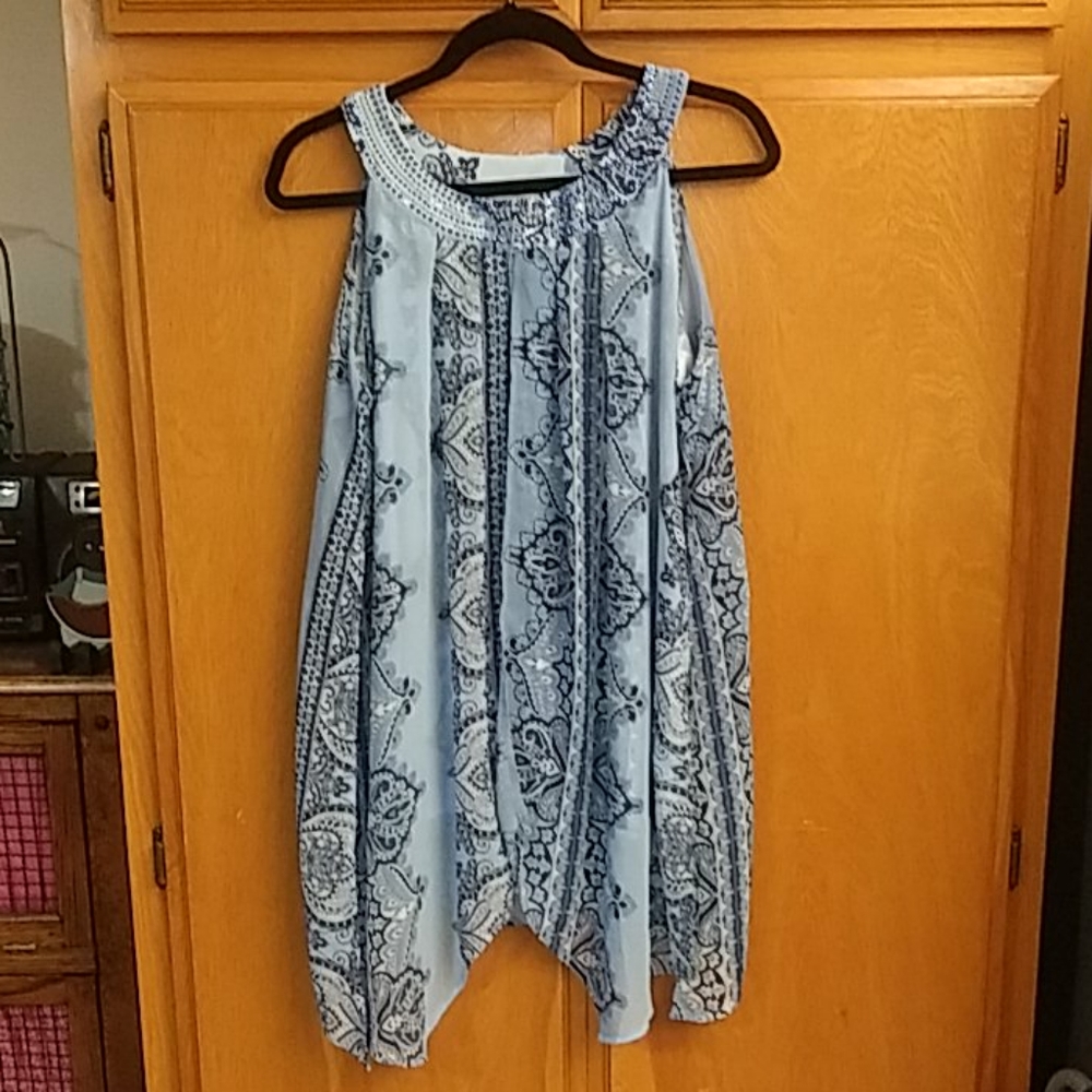 NWOT, Westport sleeveless tunic, Sz. L
